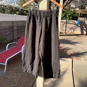 Elegant Black Cropped Pants